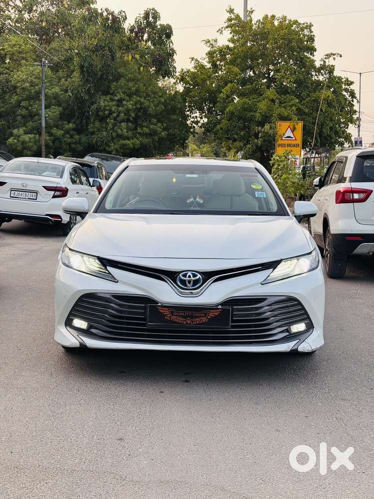 Toyota Camry 2.5 Hybrid, 2020, Petrol