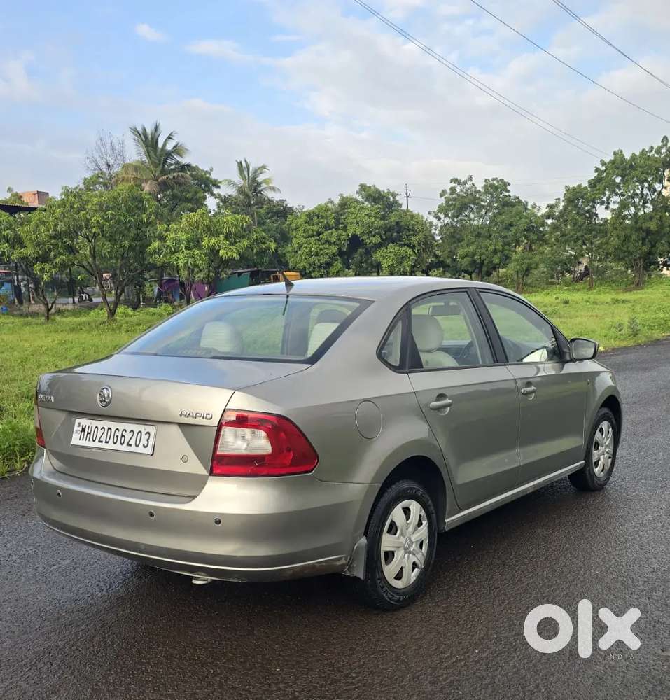 Skoda Rapid 1.6 Mpi Ambition Plus
