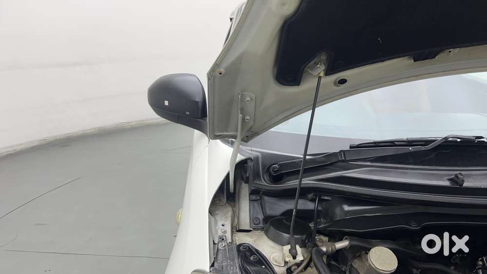 Maruti Suzuki Swift 1.2 Lxi (o), 2017, Petrol