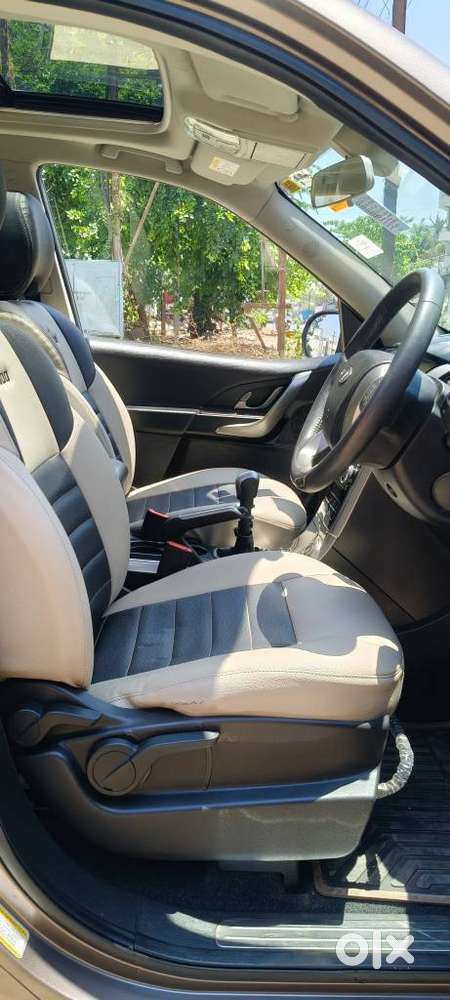 Mahindra Xuv500 W9 1.99, 2018, Diesel