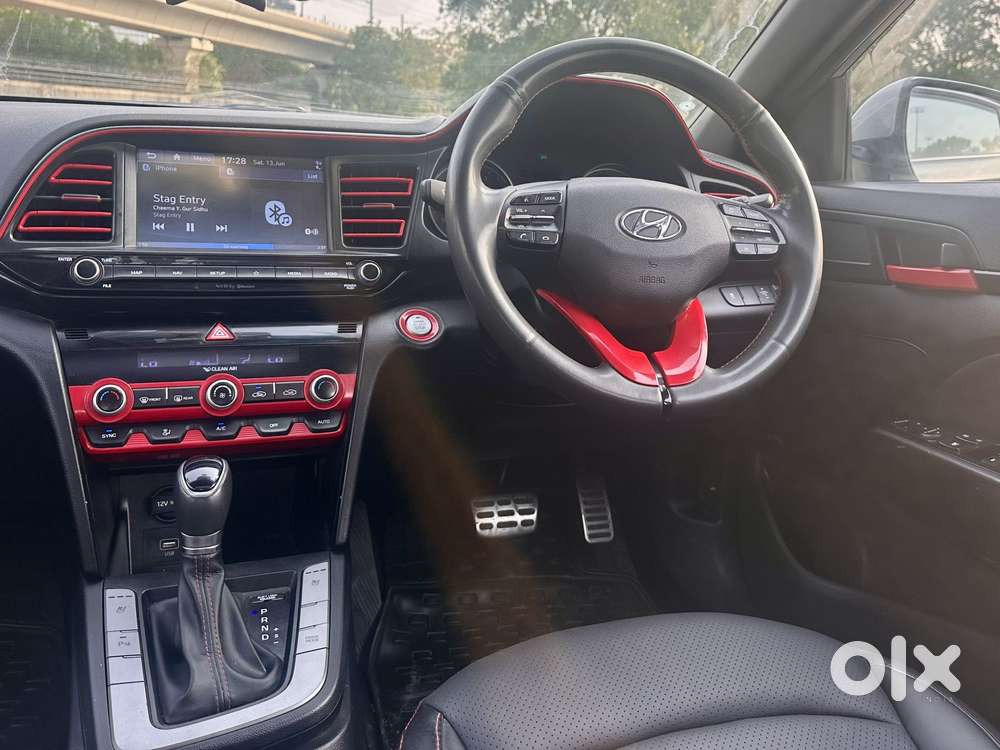 Hyundai New Elantra 1.8 Sx (o) At Vtvt, 2020, Petrol