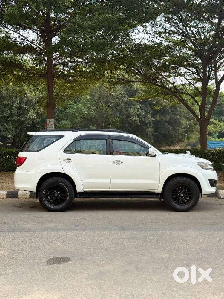 Toyota Fortuner 2.5 4x2 At Trd Sportivo, 2014, Diesel