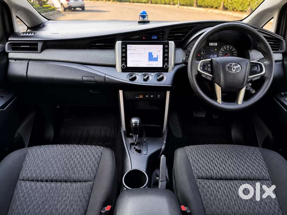 Toyota Innova Crysta [2020-ongoing] 2.4 Gx At 8 Str, 2022, Diesel