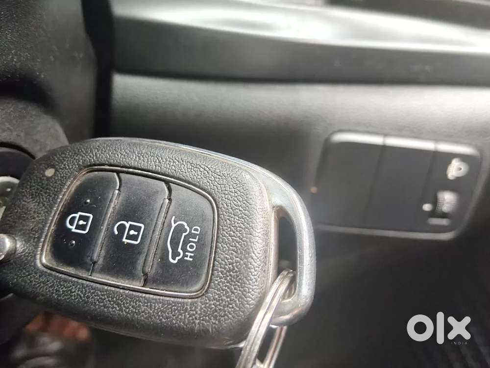 Hyundai I20 Sportz 1.2 Ivt, 2023, Petrol