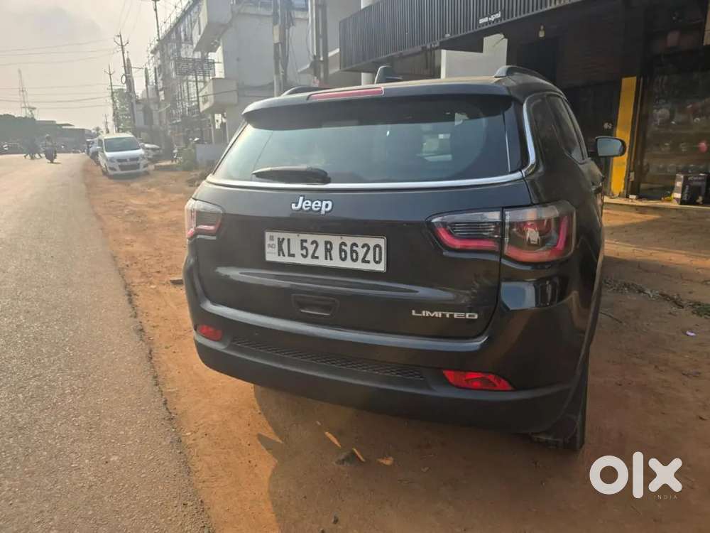 Jeep Compass 2021 Petrol 77500 Km Driven