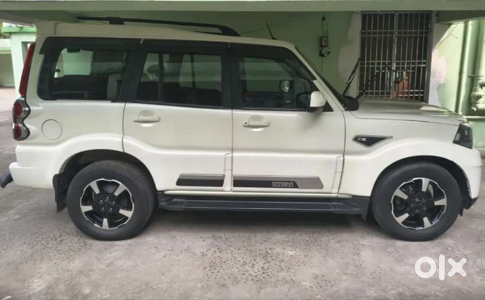 Mahindra Scorpio Classic 2023 Diesel Well Maintained