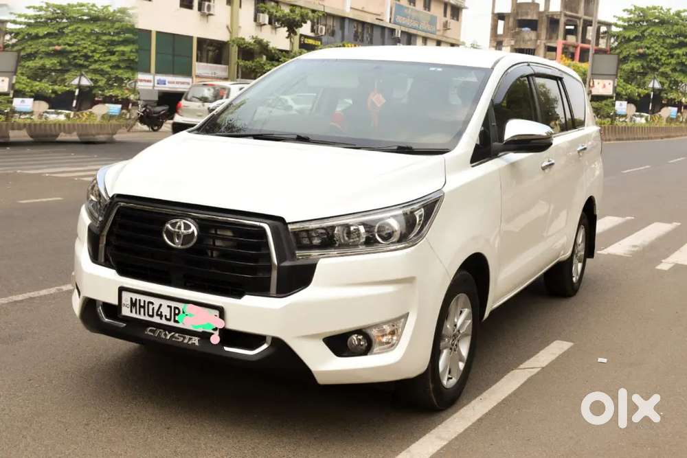 Toyota Innova Crysta 2017 Diesel 210000 Km Driven