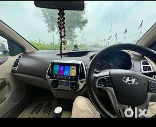 Hyundai I20 Sportz 2011 Cng On Paper Good Condition