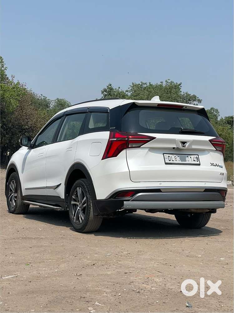 Mahindra Xuv700 2.0 Ax 5 Petrol Mt Str, 2022, Petrol