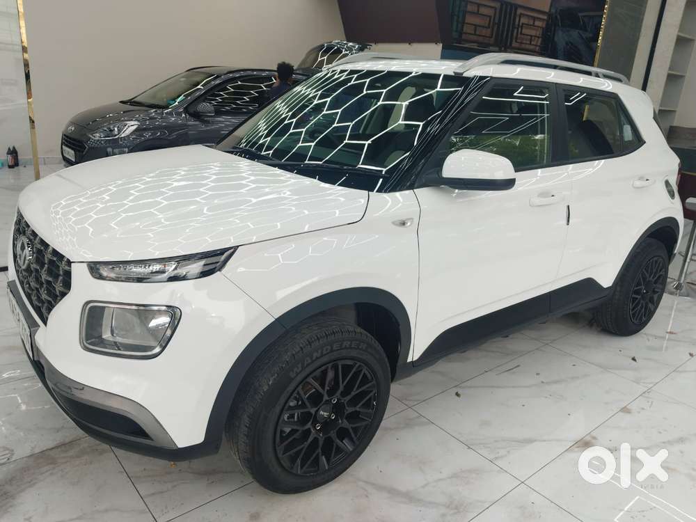 Hyundai Venue S Mt Turbo Gdi 1.0l, 2020, Petrol