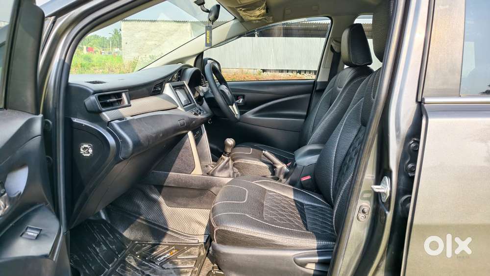 Toyota Innova Crysta 2.4 Gx Mt, 2016, Diesel