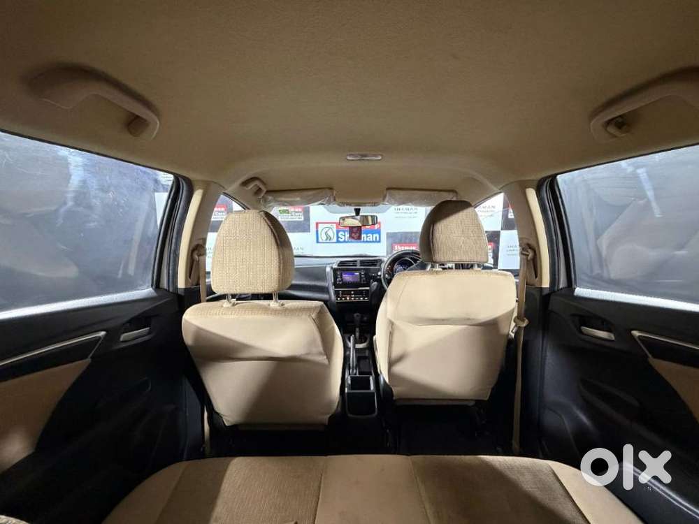 Honda Jazz V Cvt, 2017, Petrol