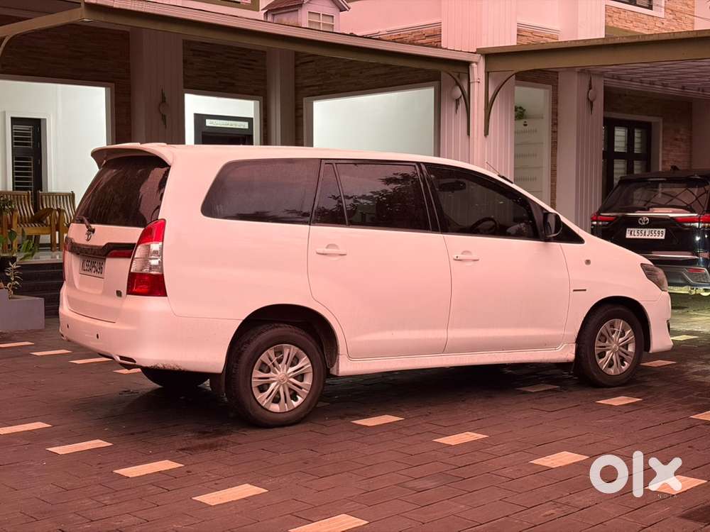 Toyota Innova Diesel 2013