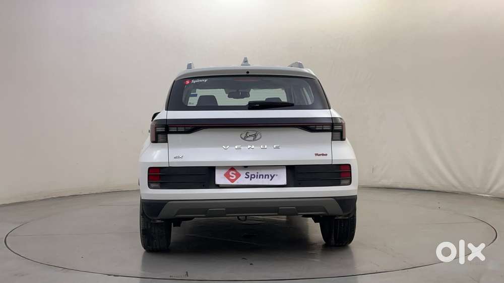 Hyundai Venue 1.0 Sx (o) Turbo Dct, 2023, Petrol