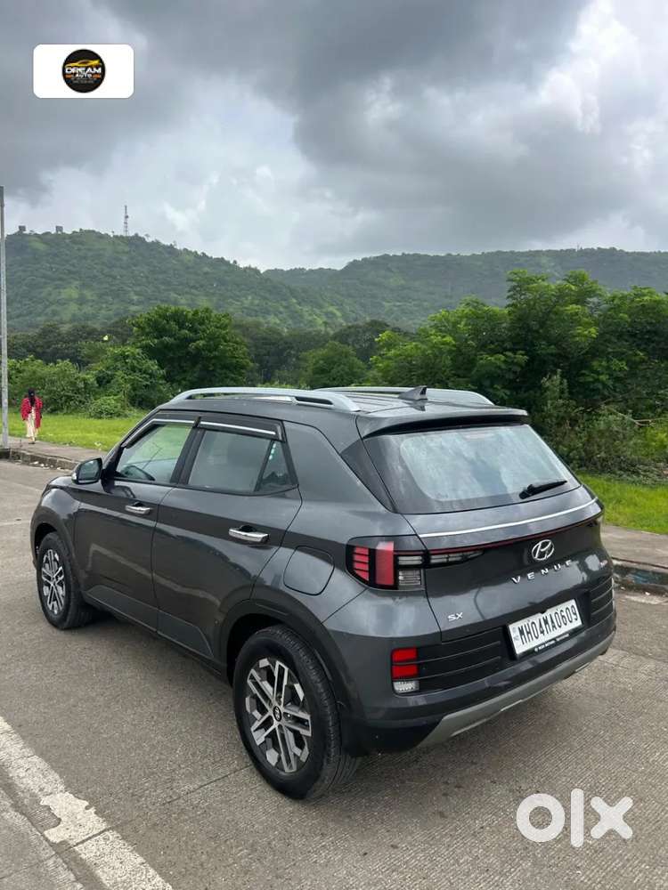Hyundai Venue 1.0 Sx (o) Turbo Dct, 2024, Petrol