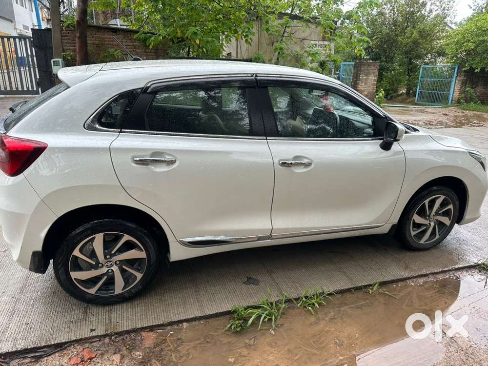 Toyota Glanza 2024 -2025 Cng & Hybrids Good Condition