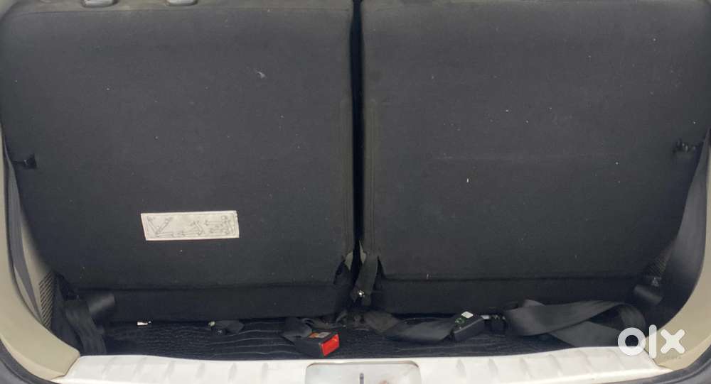 Renault Triber Rxt, 2022, Petrol