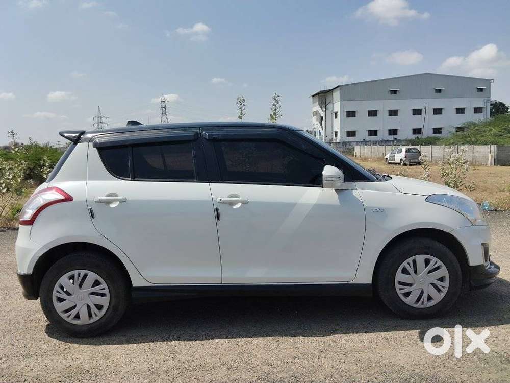 Maruti Suzuki Swift Lxi, 2017, Petrol