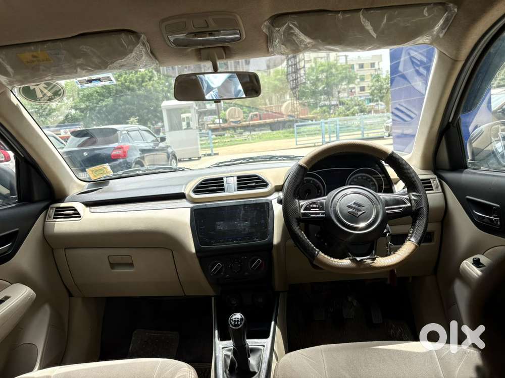 Maruti Suzuki Dzire 1.2 Vxi, 2022, Petrol