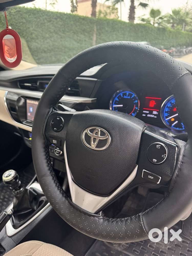 Toyota Corolla Altis 2010-2013 G, 2014, Petrol