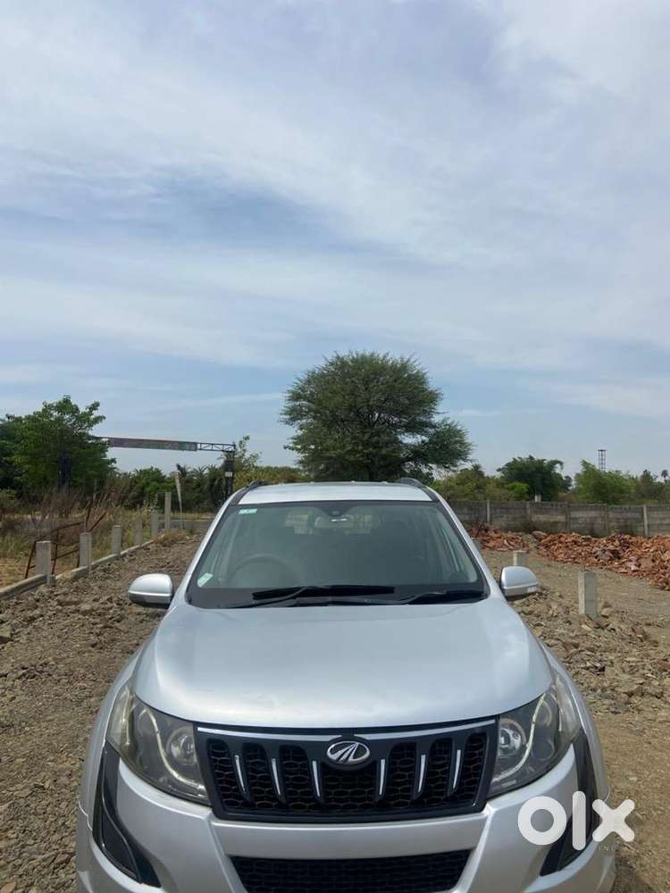 Mahindra Xuv500 2016 Diesel 82000 Km Driven New Tyre New Battery