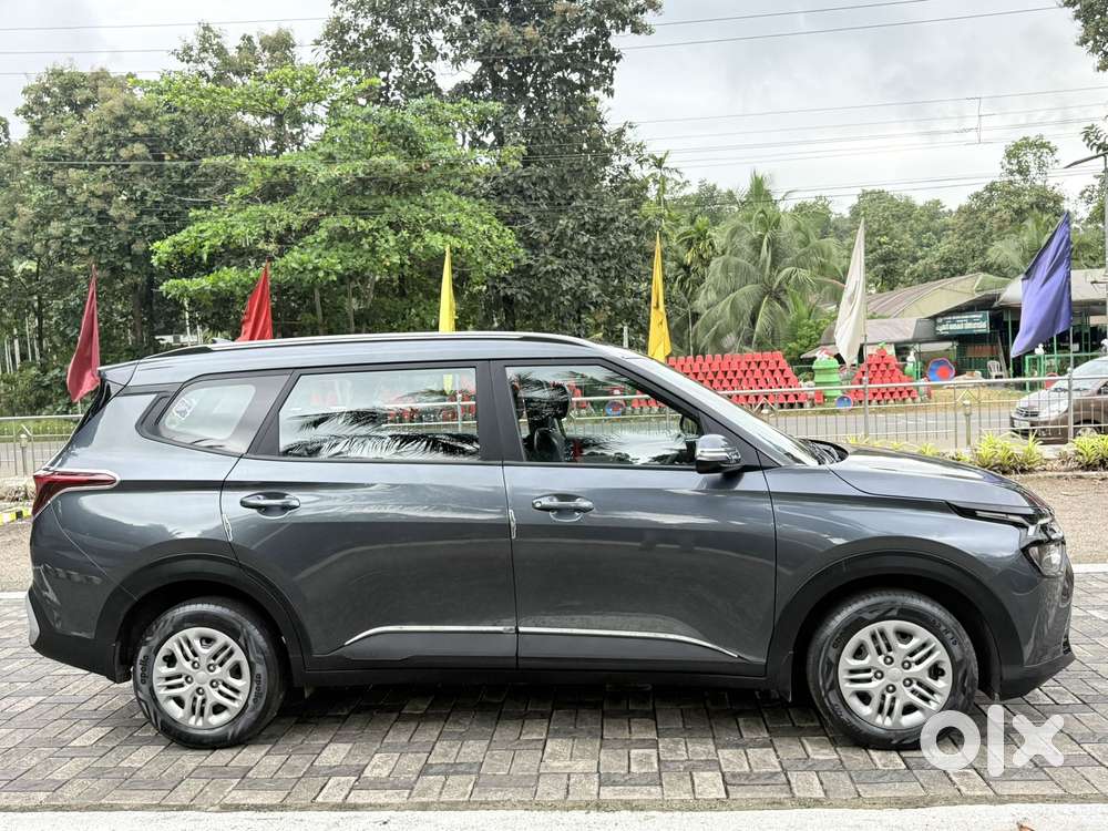 Kia Carens 1.5 Prestige 7 Str, 2023, Petrol