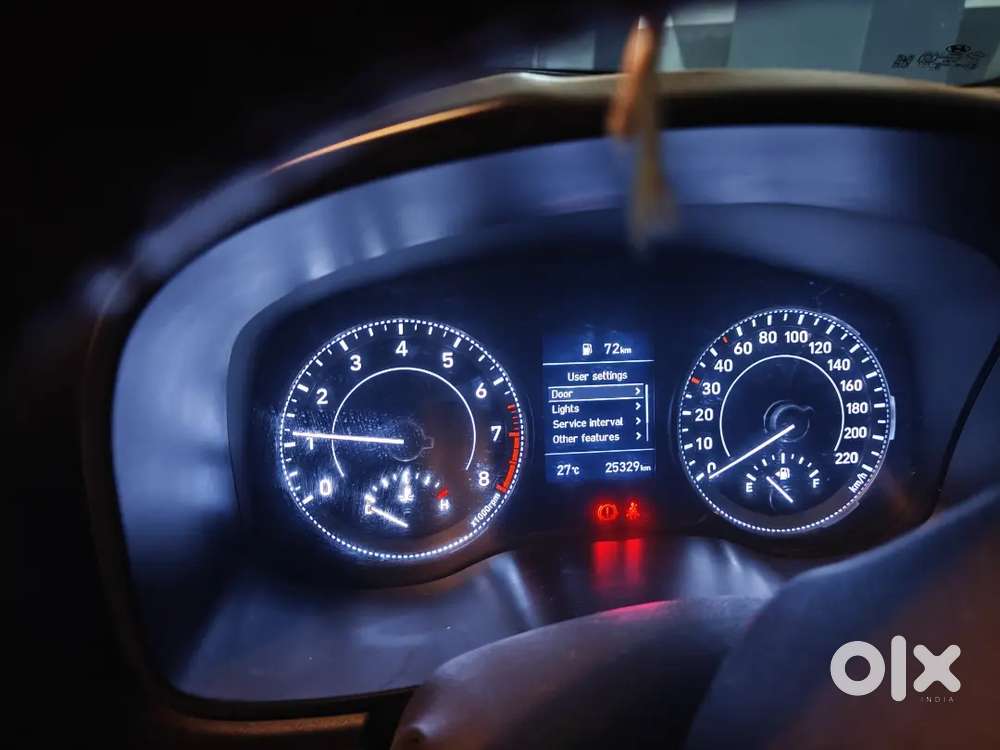 Hyundai Venue 2021 Petrol Well Maintained