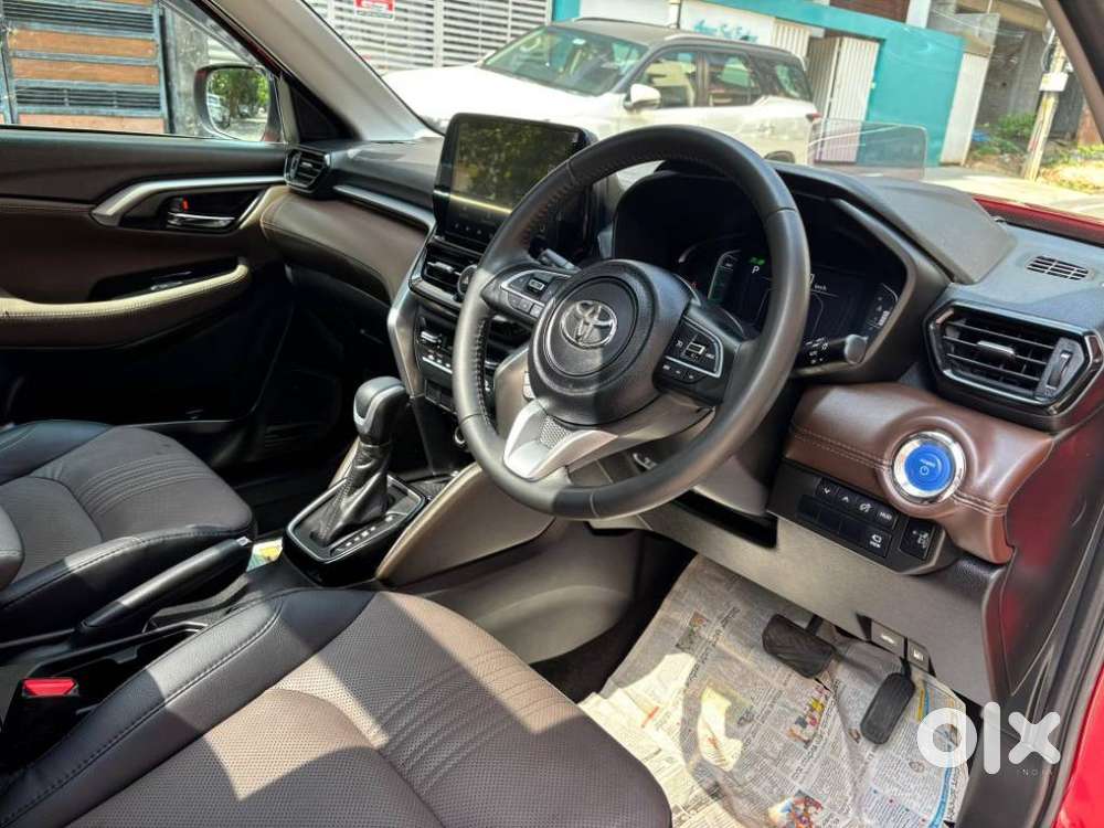 Toyota Urban Cruiser Hyryder 1.5 V Hybrid, 2024, Petrol
