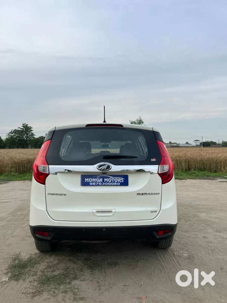 Mahindra Marazzo M6, 2019, Diesel