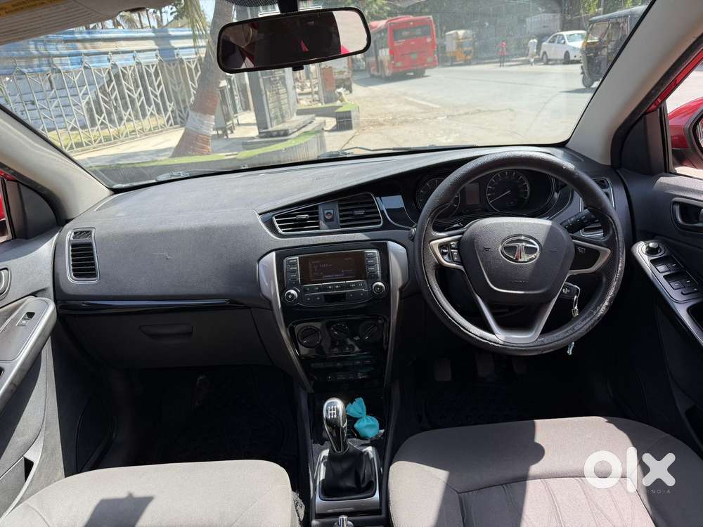 Tata Bolt Revotron Xms, 2015, Petrol