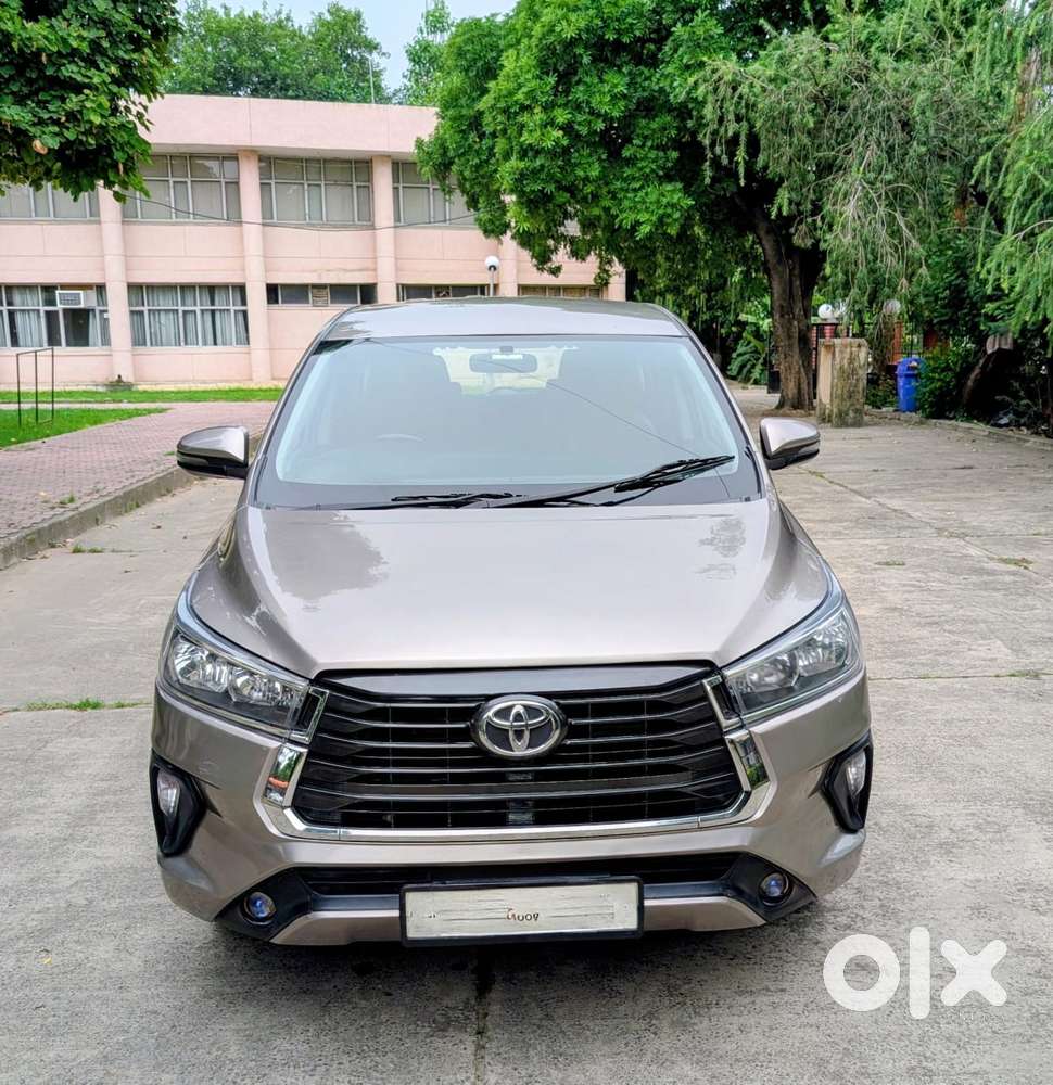 Toyota Innova Crysta 2.4 Gx Limited Edition At 7 Str, 2022, Diesel