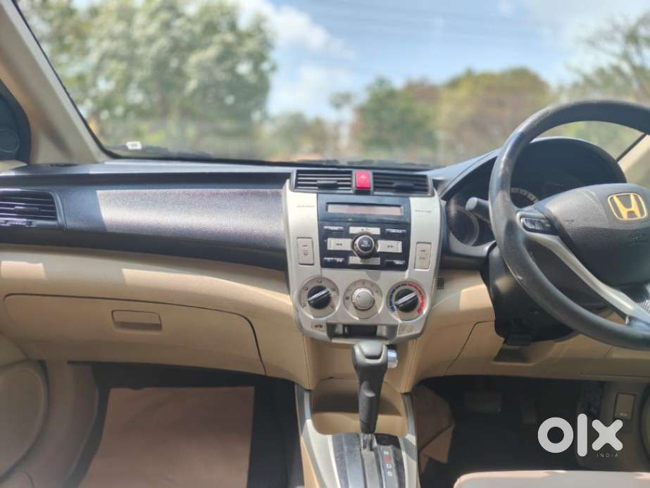 Honda City, 2010, Petrol