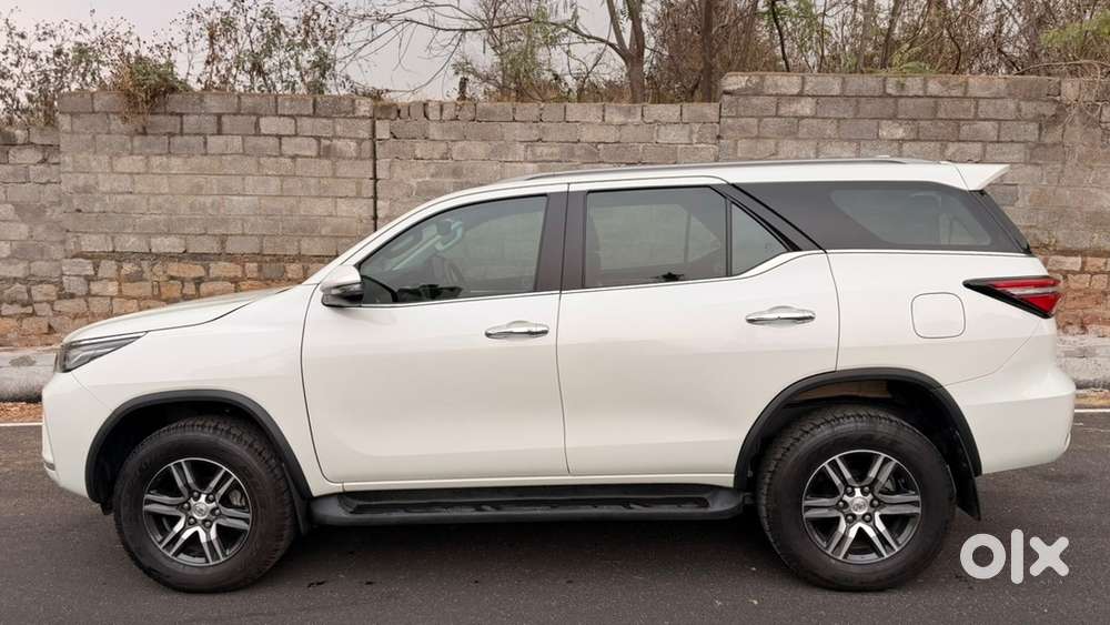 Toyota Fortuner 2022 At 2wd Petrol  29k Km  Genuine Suv