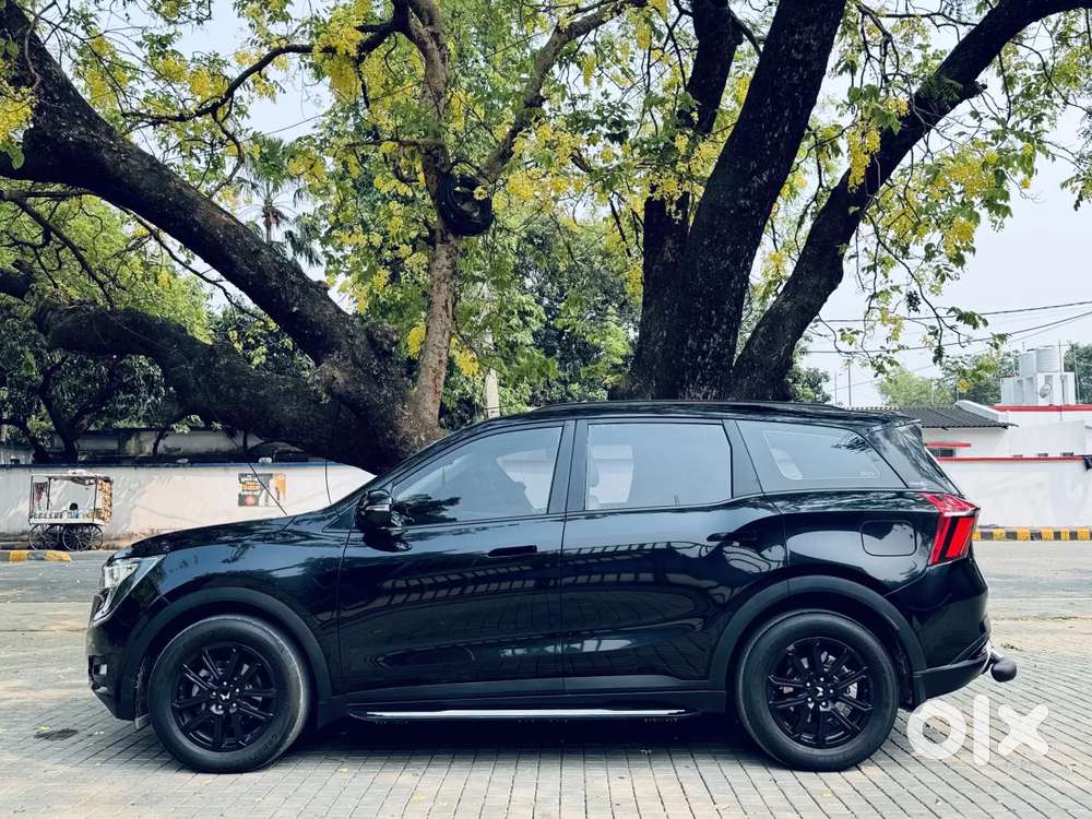 Mahindra Xuv700 2.2 Ax 7 Diesel At Luxury Pack Str Awd, 2024, Diesel
