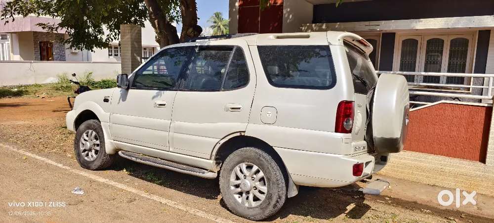 Tata Safari 2010