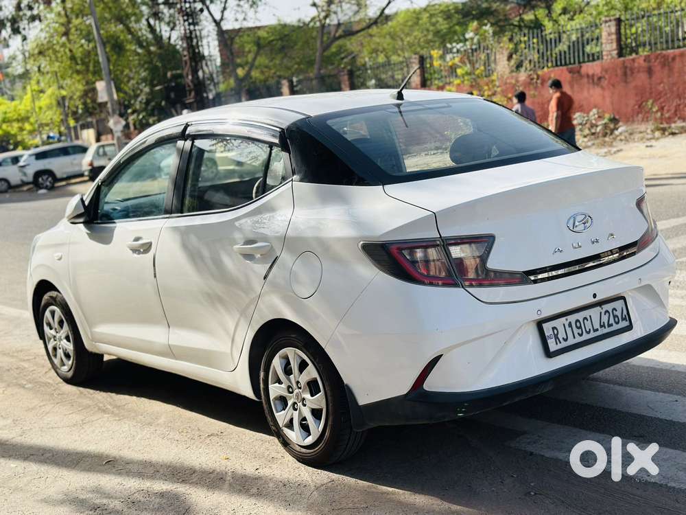 Hyundai Aura S Manual, 2022, Cng & Hybrids