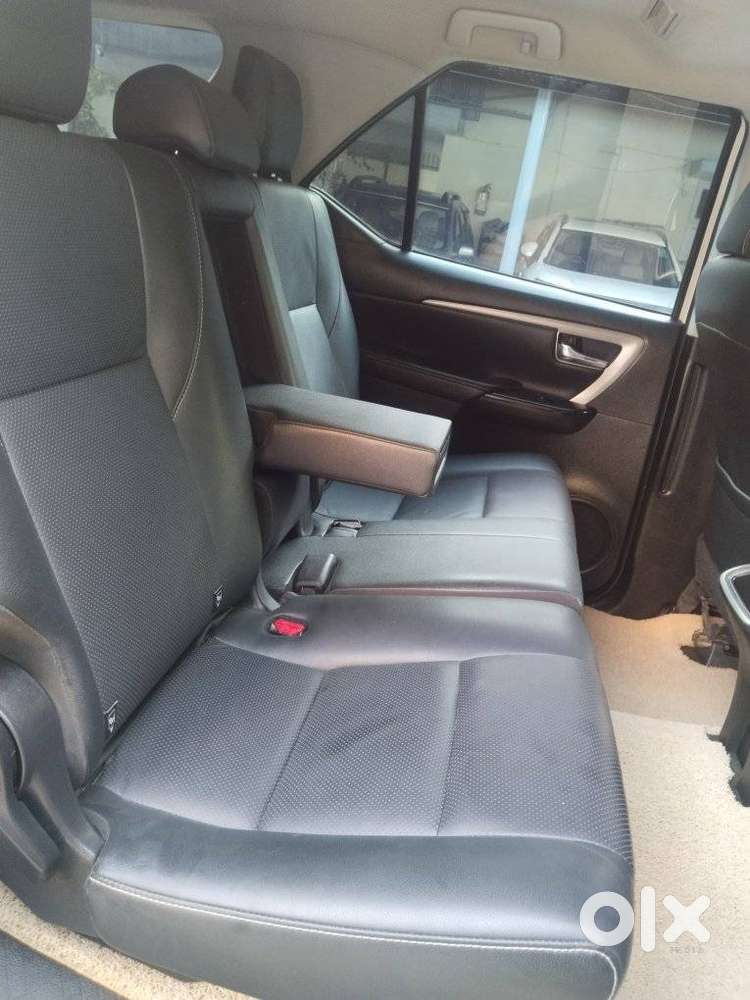 Toyota Fortuner [2021-ongoing] 2.8 2wd Diesel Mt, 2021, Diesel