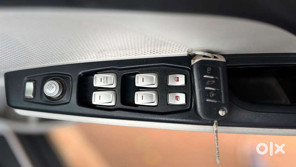 Mahindra Xuv300 W6 Diesel, 2023, Diesel