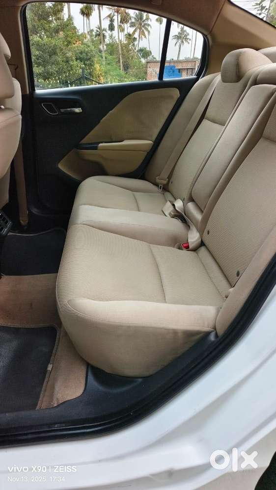 Honda City I-vtec V, 2017, Petrol