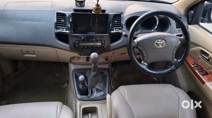 Toyota Fortuner, 2011, Diesel