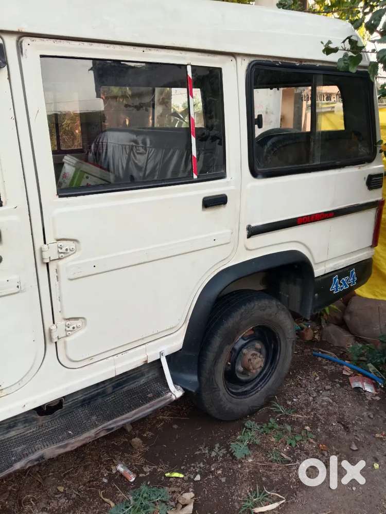 Bolero 9 Seater Gadi Condition No 1