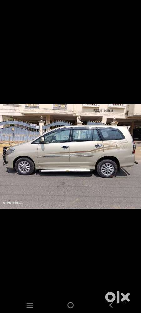 Toyota Innova 2.5 Vx 7 Seater Bs Iv, 2013, Diesel