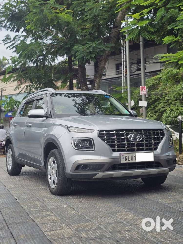 Hyundai Venue S Plus Mt 1.2 Kappa, 2021, Petrol
