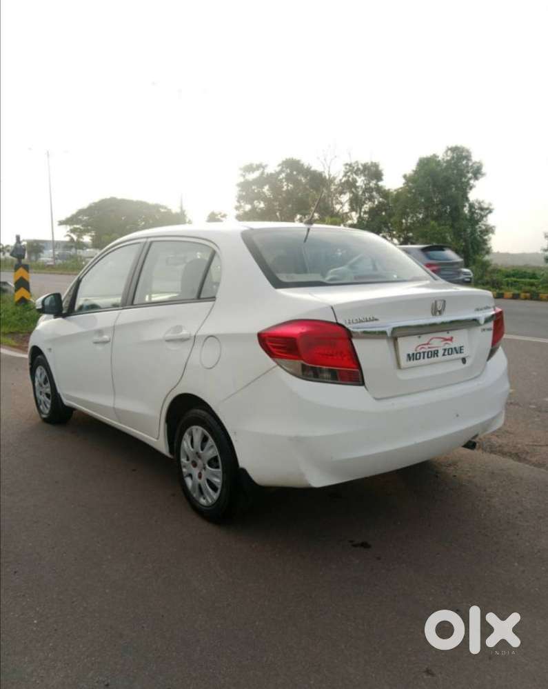 Honda Amaze S Mt I-vtec, 2015, Petrol