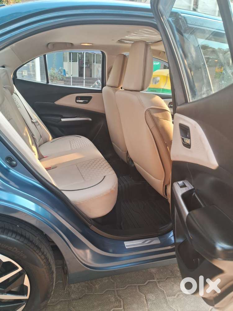 Maruti Suzuki Swift Dzire Zxi+ Mt, 2025, Petrol