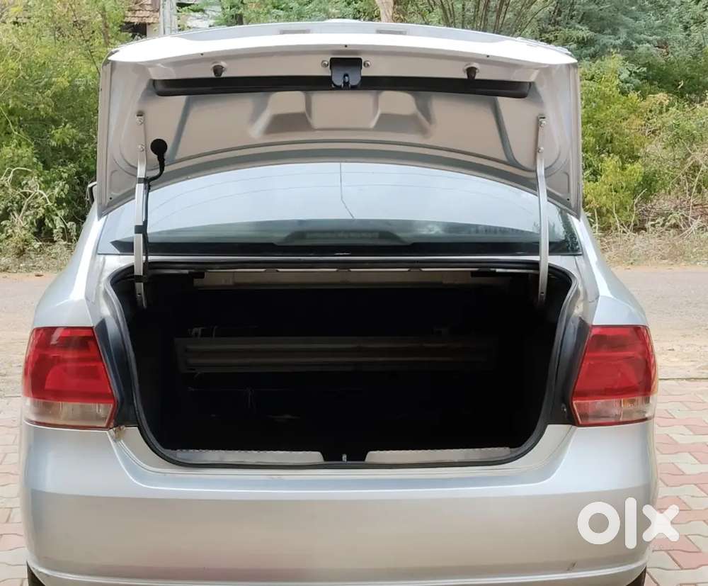 Volkswagen Vento 2011 Petrol