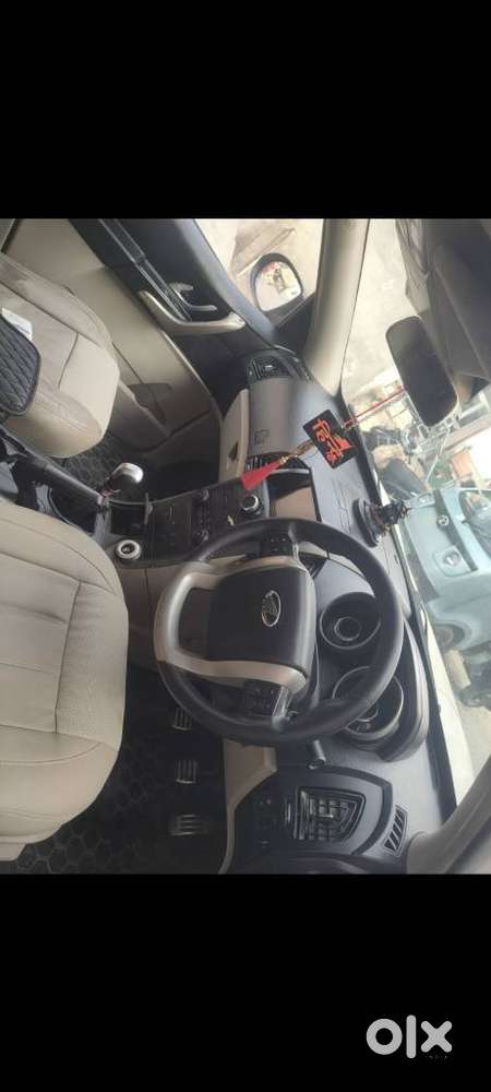 Mahindra Xuv500 2.2 W10, 2016, Diesel