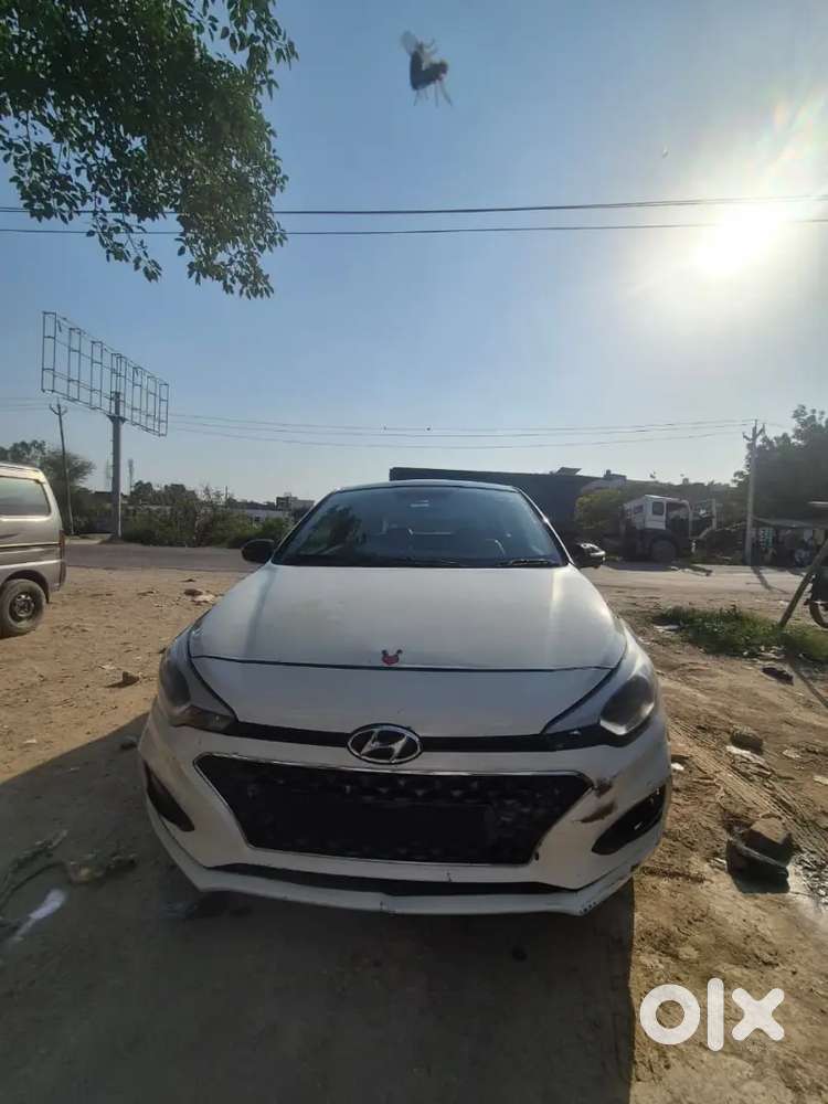 Hyundai I20 2015 Diesel 94000 Km Driven