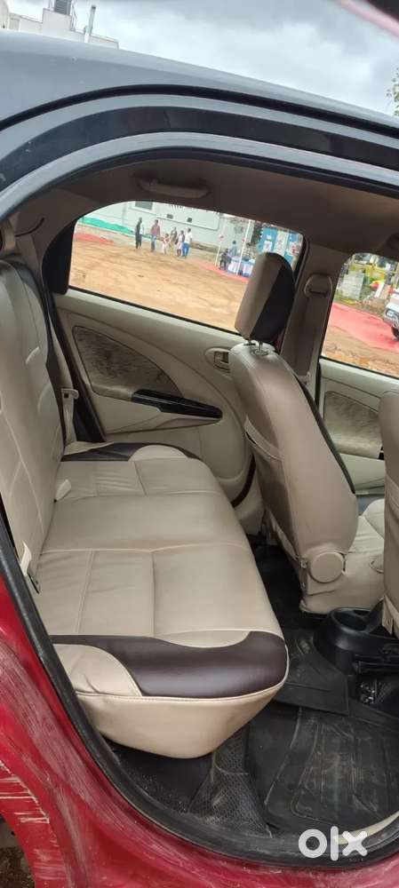 Toyota Etios Liva Vx Dual Tone, 2017, Petrol