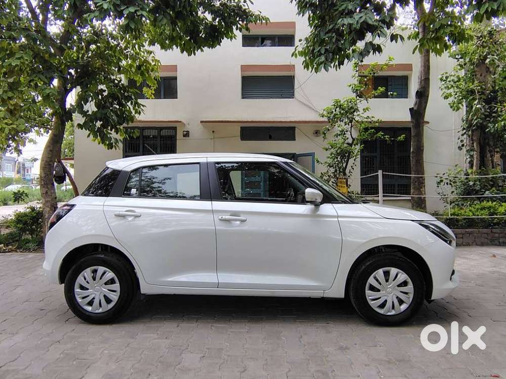 Maruti Suzuki Swift 1.2 Vxi (o), 2026, Petrol